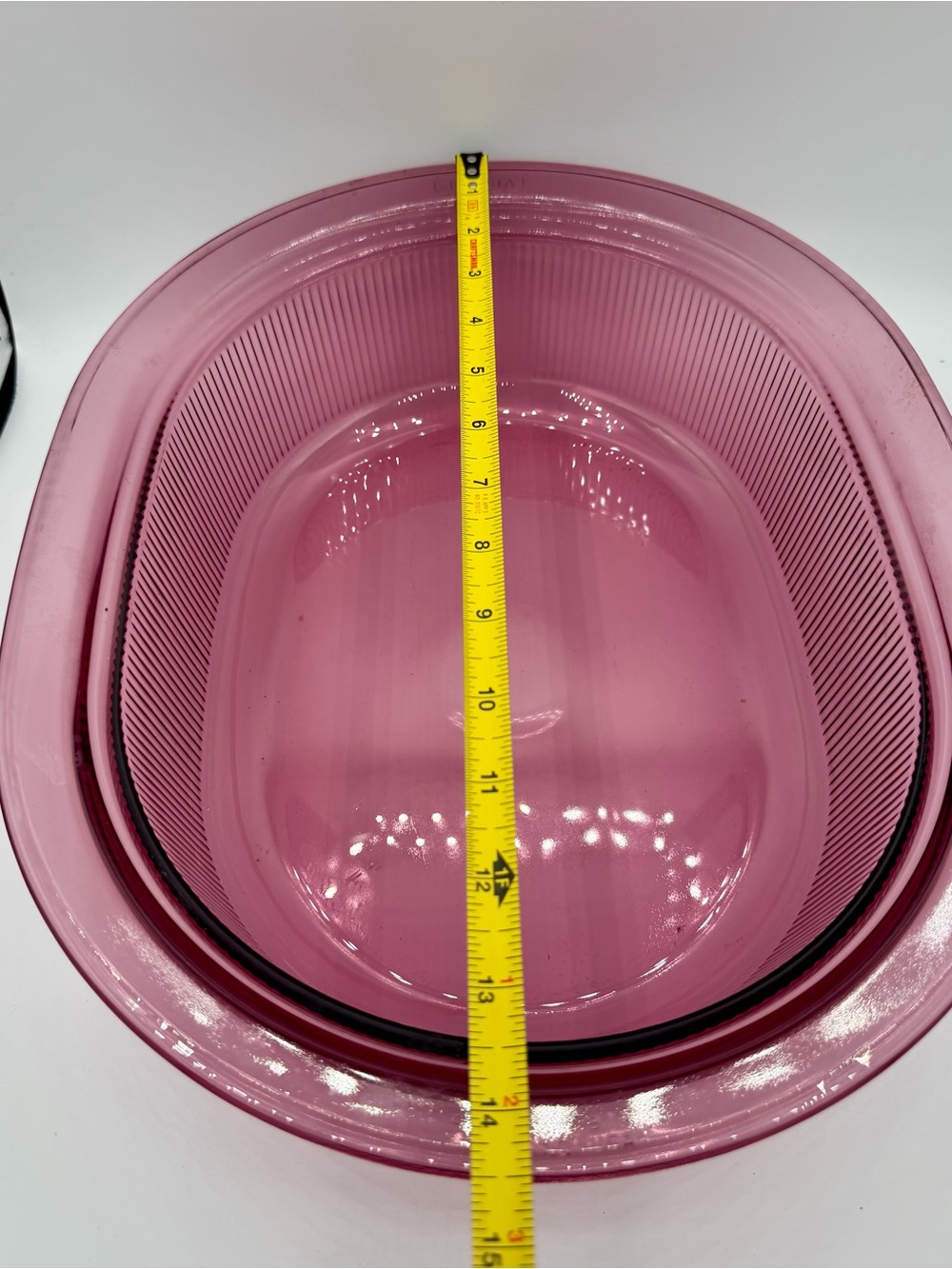 Vintage Corning Visions Cranberry 4 Quart Oval Roaster with Lid - Picture 6 of 7